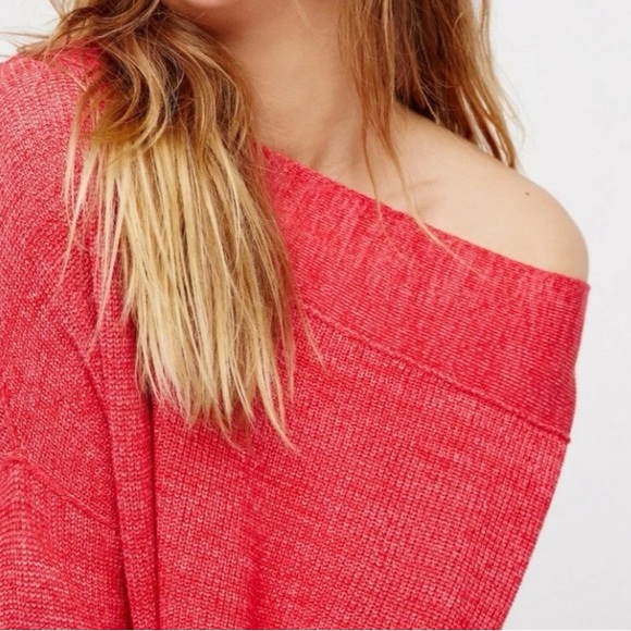 Free People Vibrant Alana pullover Red /pink Crew Neck Sweater like new - Picture 2 of 9